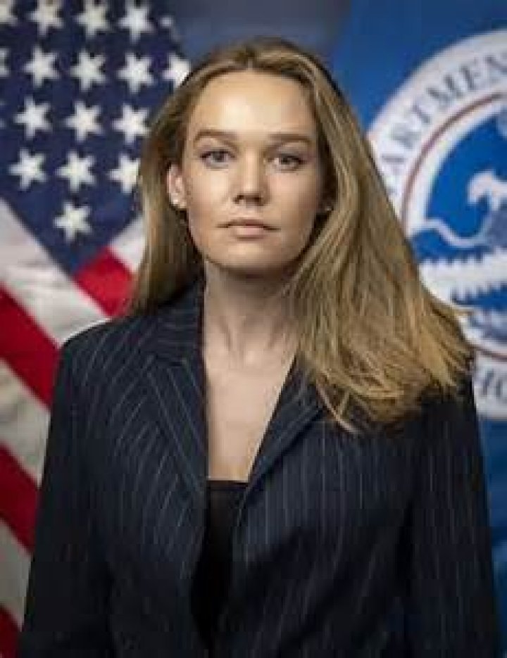 
Destini Cran Wikipedia, Who, Nationality, Biography 