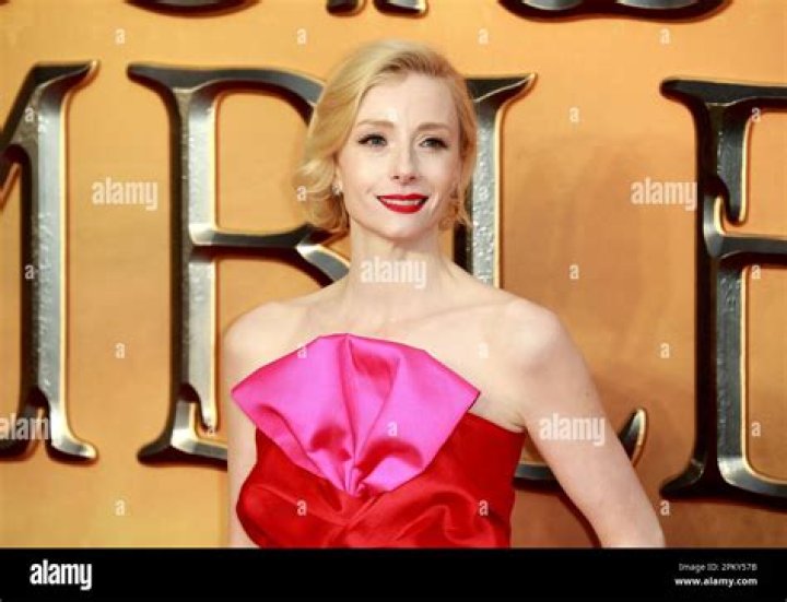 Fiona Glascott | Bio, Age, Net Worth, Relationship, Career