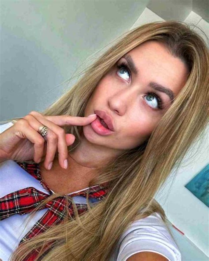 
Minattion Height, Weight, Net Worth, Age, Birthday, Wikipedia, Who, Nationality, Biography 