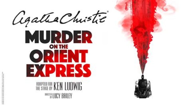 
You Can Ride A Murder Mystery Train Near Toronto & It’s Like Being On The Orient Express 